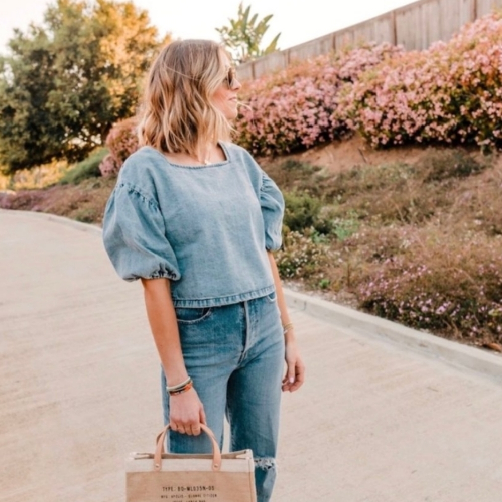 Anthropologie the Odells Denim Puff Sleeve Cropped Top - Picture 13 of 16
